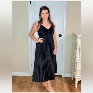Elegant Black Banana Republic Pleated Dress
